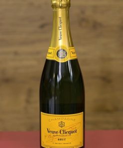 CHAMPAGNE VEUVE CLICQUOT