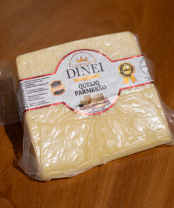 QUEIJO PARMESAO DINEI