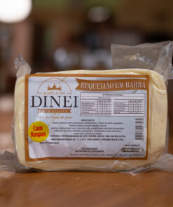 REQUEIJAO EM BARRA COM RASPAS DINEI 500G